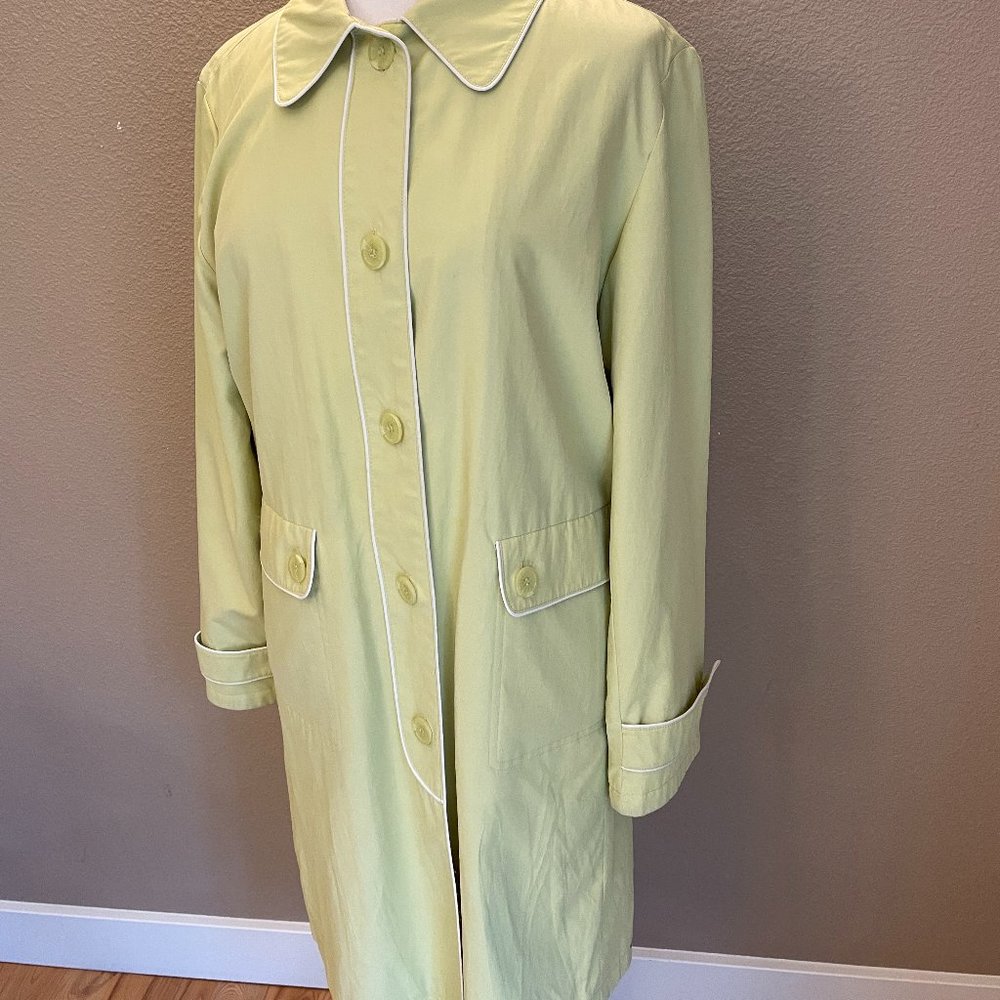 Weatherproof Garment Company Spring Trenchcoat